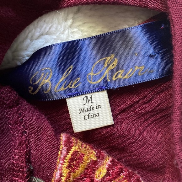 Francesca’s Top - Picture 4 of 4